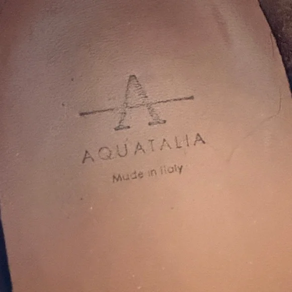 Aquatalia embossed leather sneakers - Picture 4 of 11